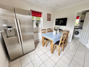 Breakfast Room- click for photo gallery